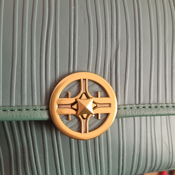 Fossil Green Crossbody Bag - Picture 9 of 11